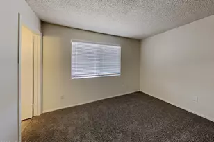 7034 W Purdue Ave, Peoria, AZ 85345 - Photo 8