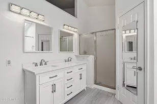 7813 W Dreyfus Dr, Peoria, AZ 85381 - Photo 12