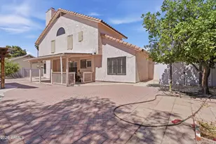 7813 W Dreyfus Dr, Peoria, AZ 85381 - Photo 32