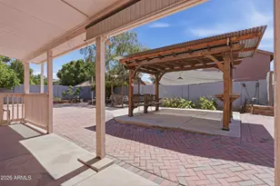 7813 W Dreyfus Dr, Peoria, AZ 85381 - Photo 30