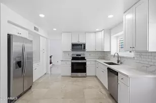 7813 W Dreyfus Dr, Peoria, AZ 85381 - Photo 12