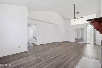 7813 W Dreyfus Drive, Peoria, AZ 85381 - Photo 14