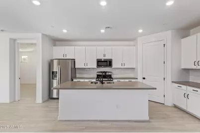 21301 W Roanoke Avenue, Buckeye, AZ 85396 - Photo 18