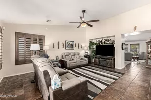 1421 E Laurel Dr, Casa Grande, AZ 85122 - Photo 6
