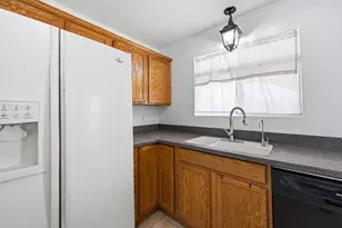 204 E Duke Dr, Tempe, AZ 85283 - Photo 8