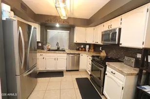 5530 E Beverly Ln, Scottsdale, AZ 85254 - Photo 12