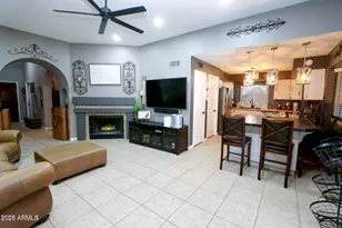 5530 E Beverly Ln, Scottsdale, AZ 85254 - Photo 10