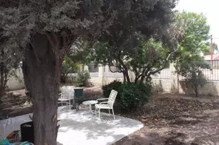 11226 S Tomi Dr, Phoenix, AZ 85044 - Photo 8