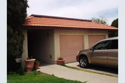 11226 S Tomi Drive, Phoenix, AZ 85044 - Photo 2