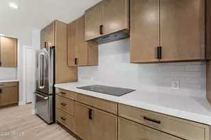 6051 North 23rd Pl, Phoenix, AZ 85016 - Photo 14