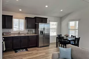 1363 N Plaza Dr, Apache Junction, AZ 85120 - Photo 6