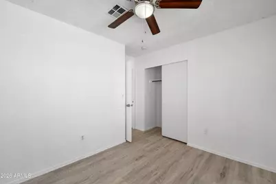 8715 W Townley Avenue, Peoria, AZ 85345 - Photo 6