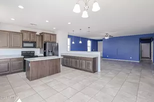 11967 W Rio Vista Ln, Avondale, AZ 85323 - Photo 10