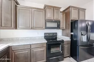 11967 W Rio Vista Ln, Avondale, AZ 85323 - Photo 8