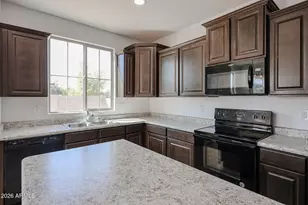 11967 W Rio Vista Ln, Avondale, AZ 85323 - Photo 6