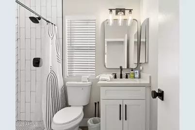 1591 E Carla Vista Drive, Chandler, AZ 85225 - Photo 32