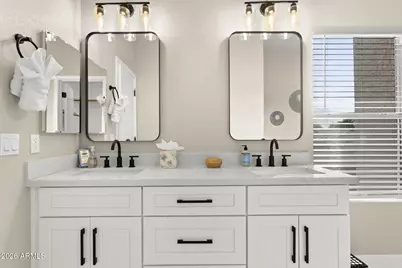 1591 E Carla Vista Drive, Chandler, AZ 85225 - Photo 24