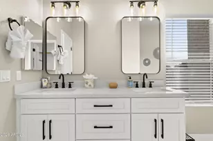 1591 E Carla Vista Dr, Chandler, AZ 85225 - Photo 24