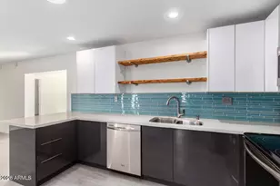 3329 E Palm Ln, Phoenix, AZ 85008 - Photo 12