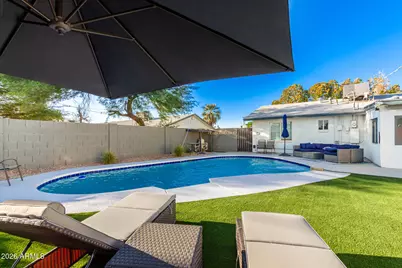 3329 E Palm Lane, Phoenix, AZ 85008 - Photo 2