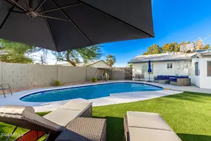 3329 E Palm Ln, Phoenix, AZ 85008 - Photo 2
