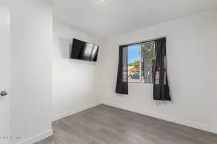 3329 E Palm Ln, Phoenix, AZ 85008 - Photo 24