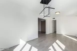 3329 E Palm Ln, Phoenix, AZ 85008 - Photo 16