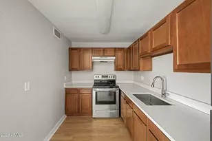 3645 N 69th Ave, Phoenix, AZ 85033 - Photo 10