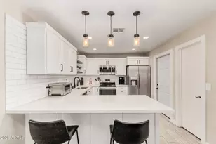 2418 E Villa Maria Dr, Phoenix, AZ 85032 - Photo 6