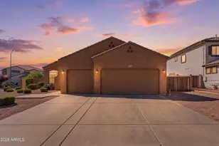 10525 W Melinda Ln, Peoria, AZ 85382 - Photo 2