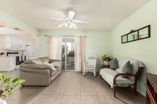 10610 S 48th St, Phoenix, AZ 85044 - Photo 4