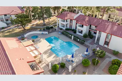 10610 S 48th Street #1071, Phoenix, AZ 85044 - Photo 2