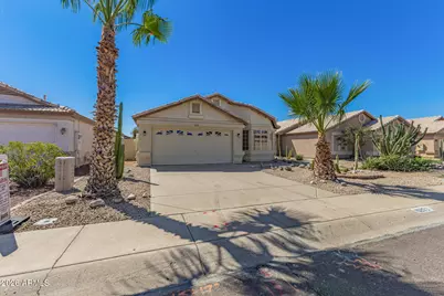 10523 W Mohawk Lane, Peoria, AZ 85382 - Photo 4