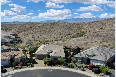 16486 W Valencia Drive, Goodyear, AZ 85338 - Photo 2