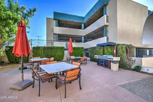 207 W Clarendon Ave, Phoenix, AZ 85013 - Photo 40