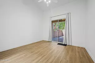 3326 N 42nd St, Phoenix, AZ 85018 - Photo 8