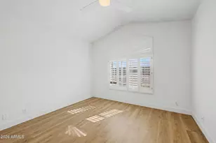 3326 N 42nd St, Phoenix, AZ 85018 - Photo 14