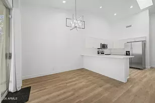 3326 N 42nd St, Phoenix, AZ 85018 - Photo 6