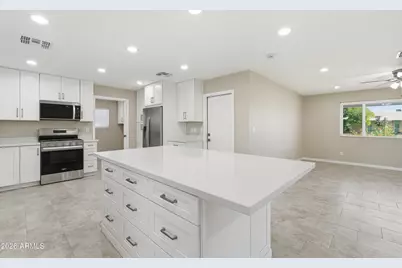 2329 E Enrose Street, Mesa, AZ 85213 - Photo 10