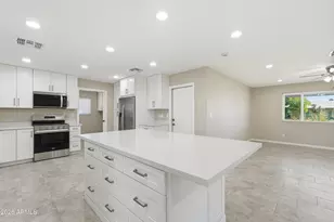 2329 E Enrose St, Mesa, AZ 85213 - Photo 10