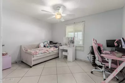 4019 N 60th Avenue, Phoenix, AZ 85033 - Photo 18