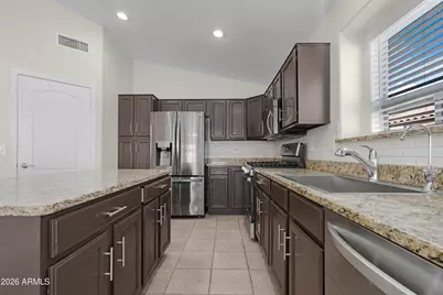 4394 E Runaway Bay Drive, Chandler, AZ 85249 - Photo 8