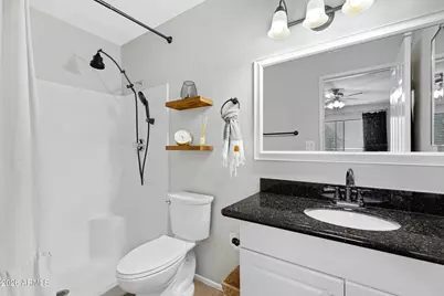 8835 N New World Drive, Glendale, AZ 85302 - Photo 22