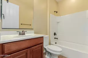 882 E Parkview Dr, Gilbert, AZ 85295 - Photo 42