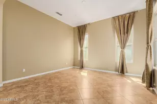 882 E Parkview Dr, Gilbert, AZ 85295 - Photo 38