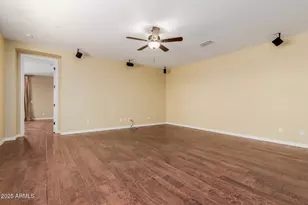 882 E Parkview Dr, Gilbert, AZ 85295 - Photo 28