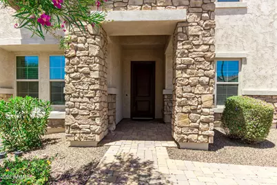 882 E Parkview Drive, Gilbert, AZ 85295 - Photo 1