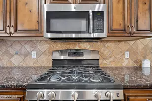 2925 E Blanche Dr, Phoenix, AZ 85032 - Photo 10