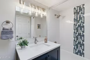 562 S Allred Dr, Tempe, AZ 85288 - Photo 20