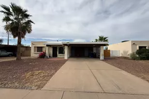 2714 W Ellis Dr, Tempe, AZ 85282 - Photo 2